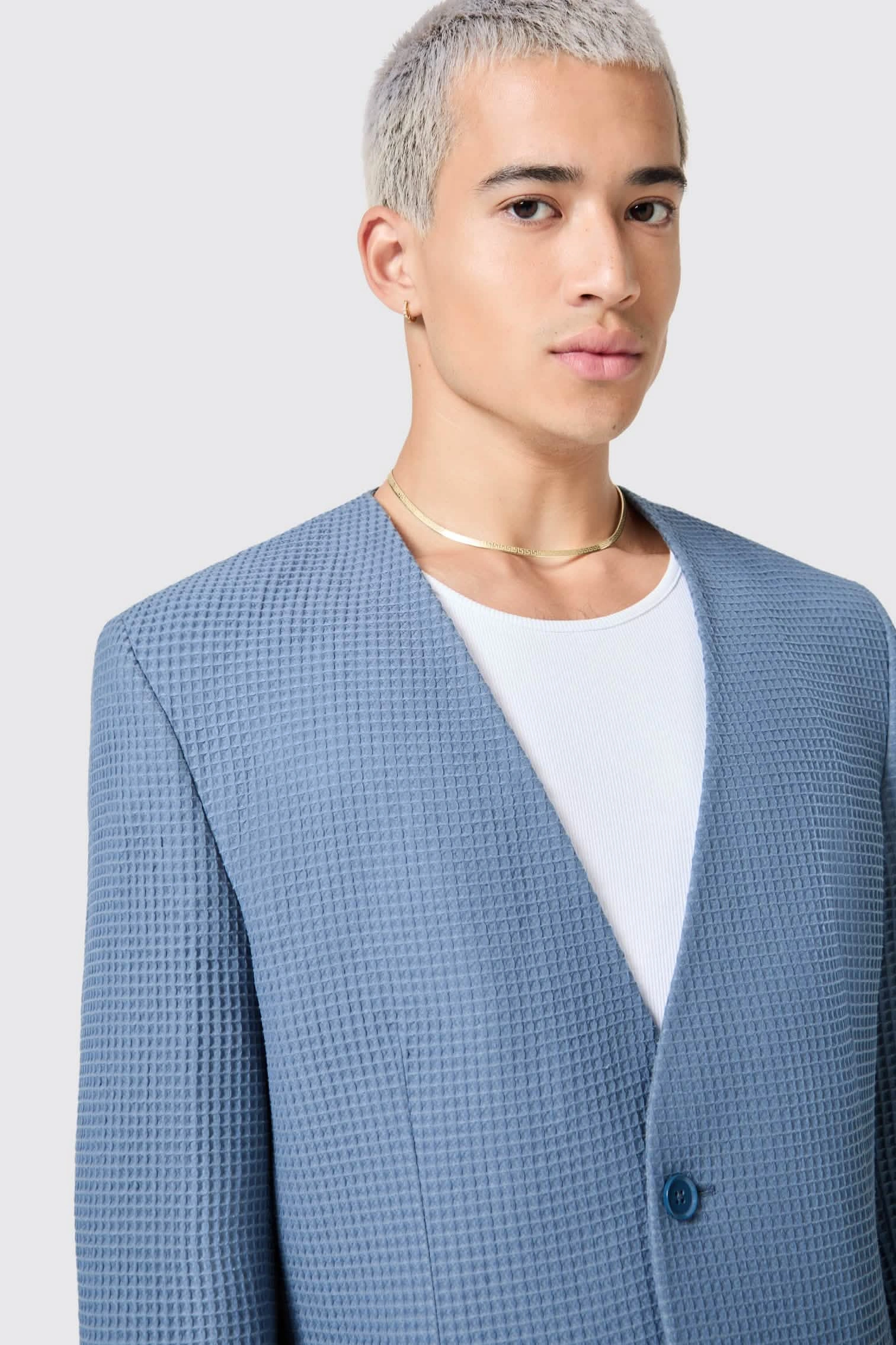 Anthony Bleu Gaufre Oversized Suit: Un Ciel de Coton en Archive Chic.